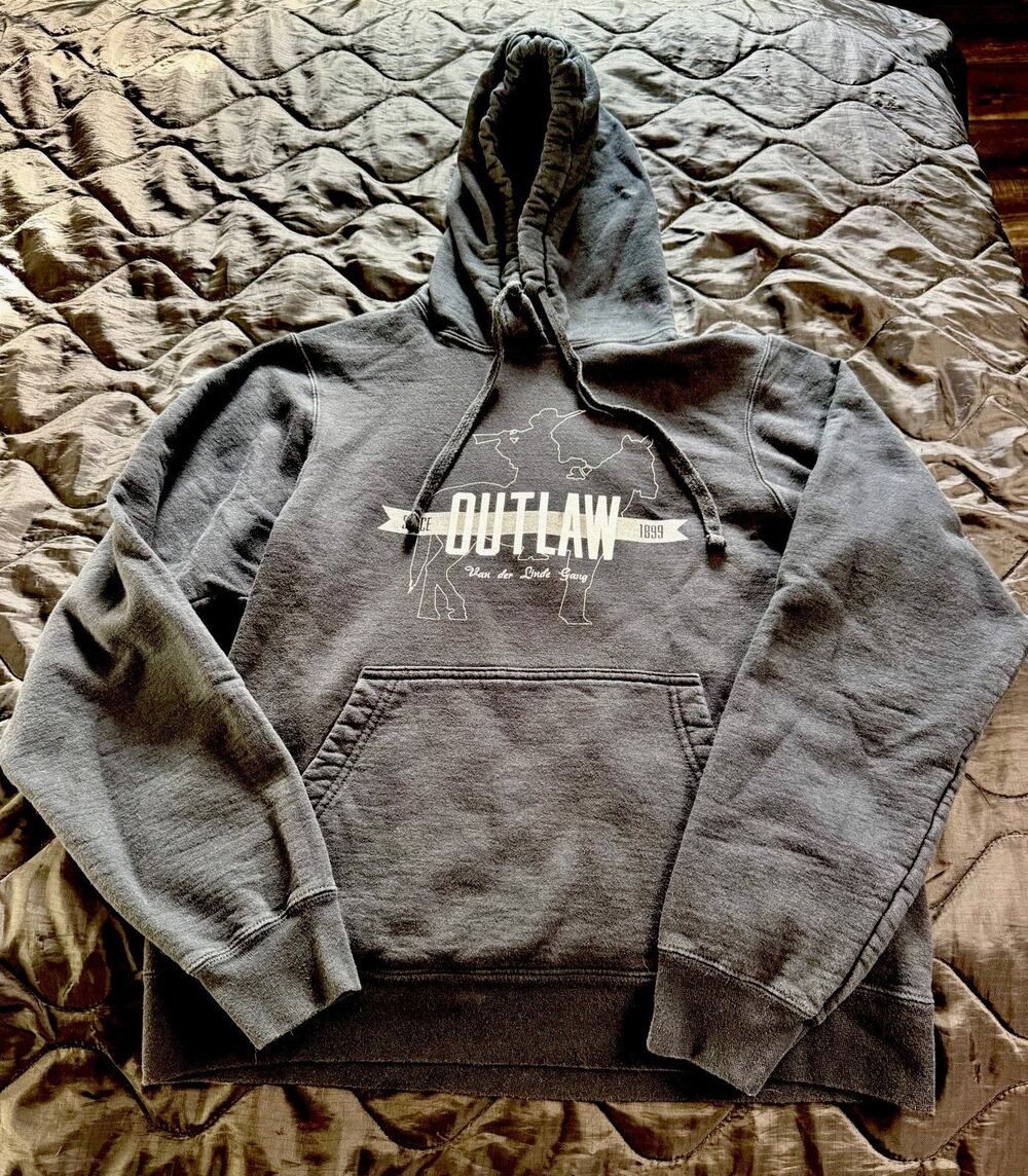 Port & Company Ring Spun Fan Favorite Men’s Black Outlaw Graphic Hoodie Small